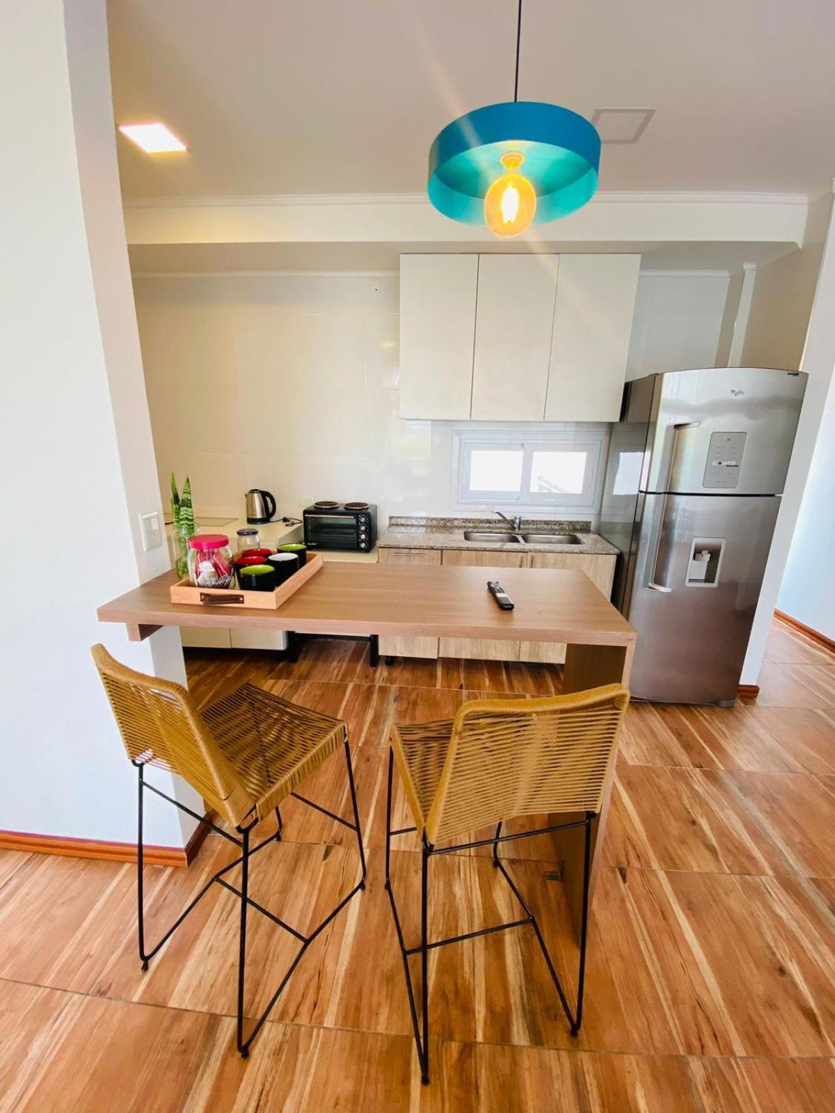 Amplio Y Calido Con Parrilla En El Balcon Apartment โปซาดัส ภายนอก รูปภาพ
